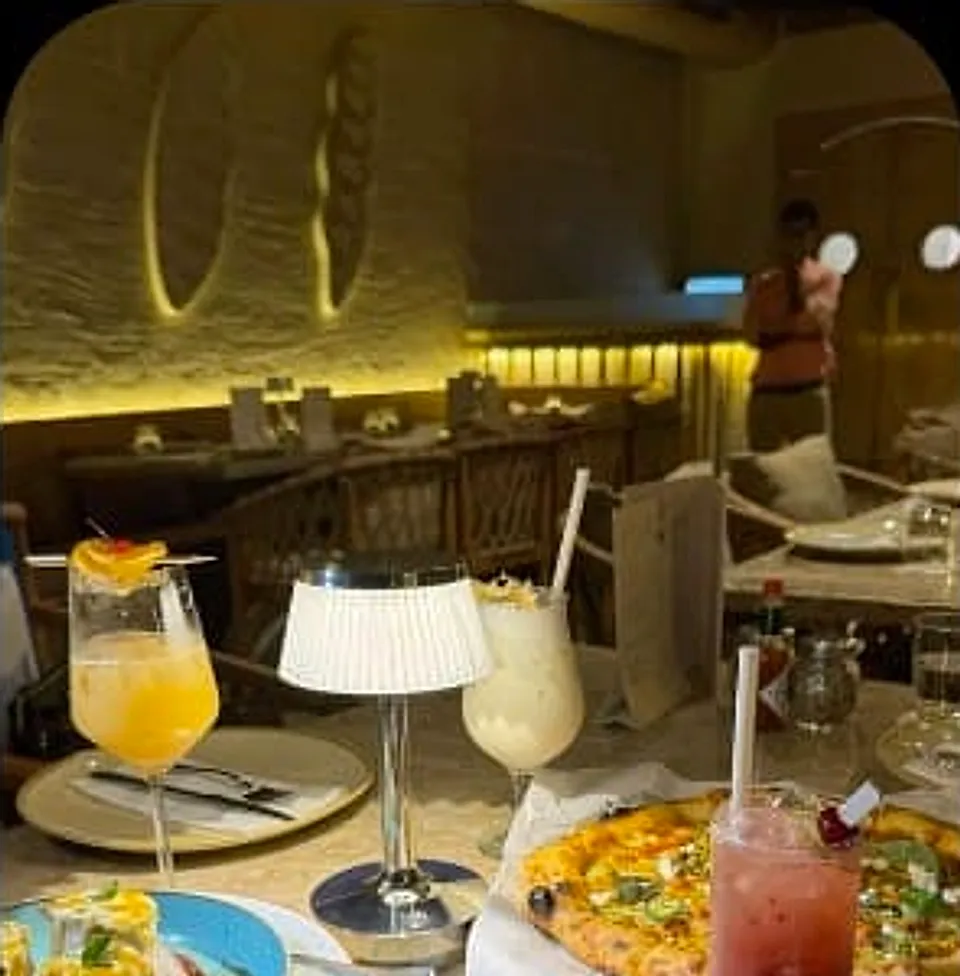 The spritz is 0%. The drama is 100%.